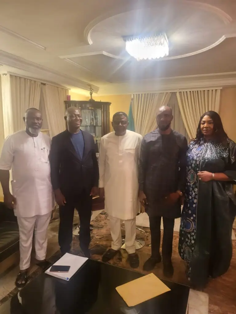 A visit to His Exellency governor otu Bassey of cross River state. Residence