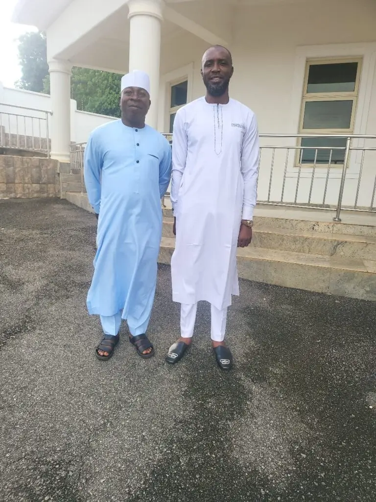 A visit to Hon. Minister special duties and governmental affairs. Hon. Jisalo Residence